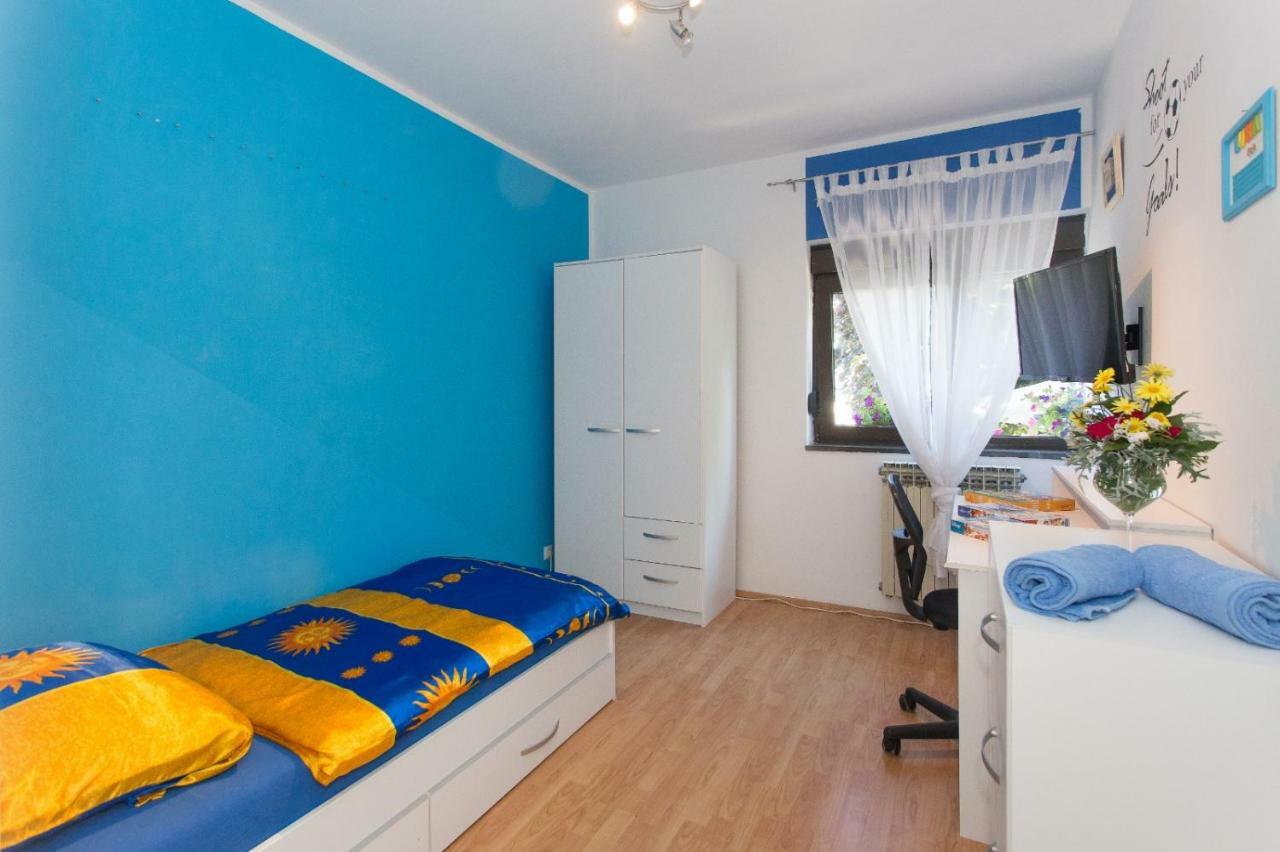 Apartmani Luis Kaštela Buitenkant foto